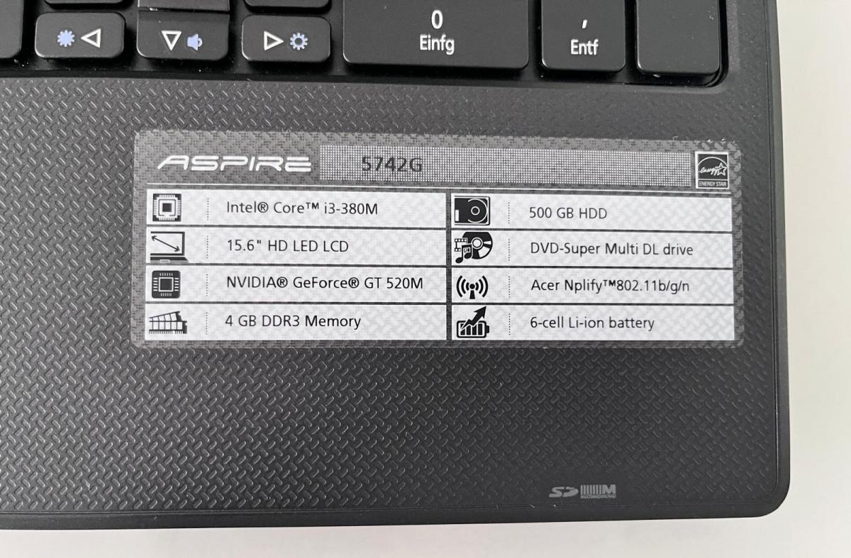 Acer S742G